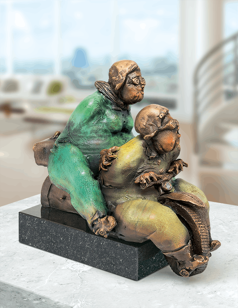 Bronzefigur Ausflug mit Harley von Eva Roucka
