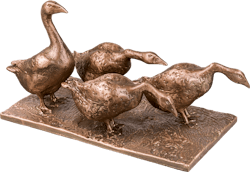 Bronzefigur Gänsegruppe von Hans Nübold