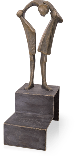 Bronzefigur Sein Herz suchend von Kurtfritz Handel
