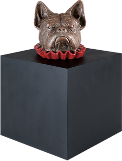 Bronzefigur Hund im Würfel von Guido Messer