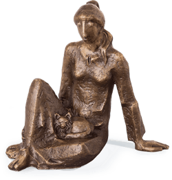 Bronzefigur Die Katzenfreundin von Hans Huschka