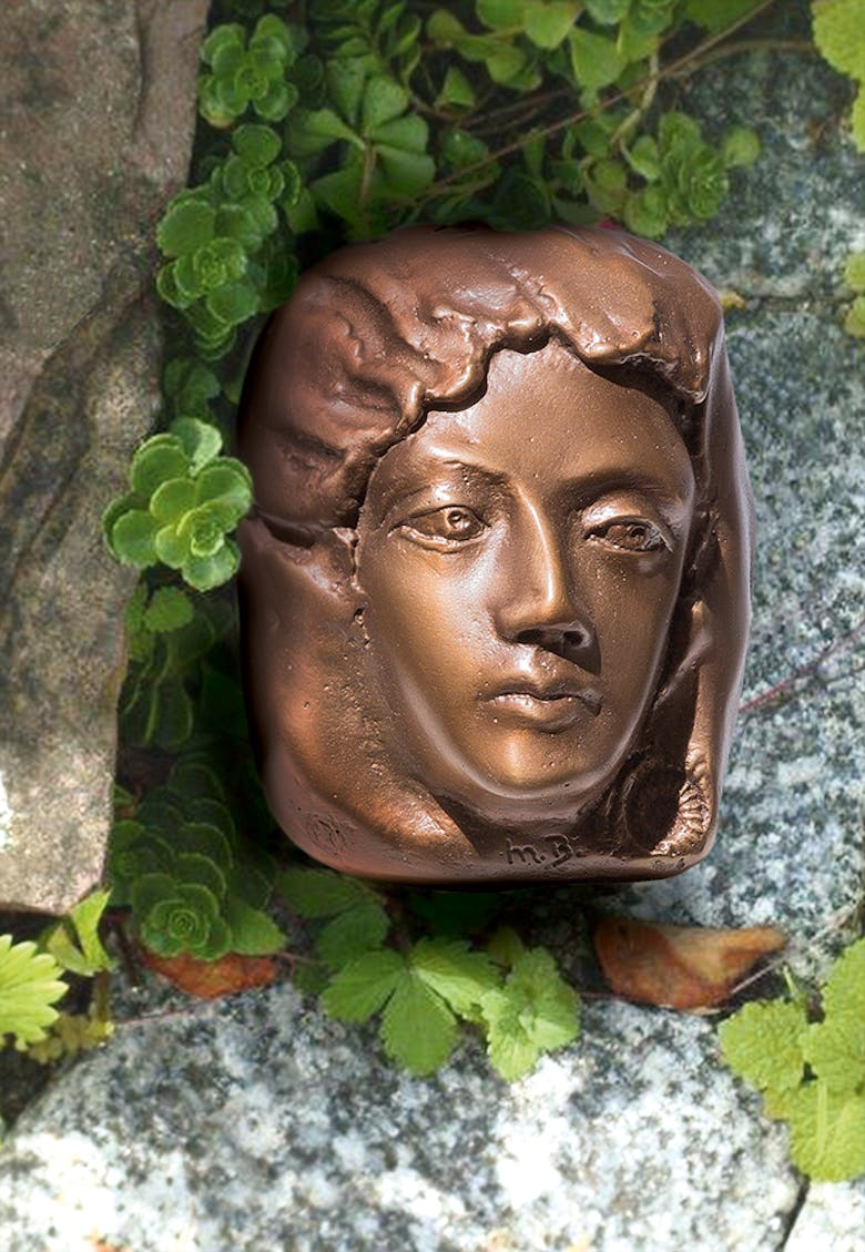 Bronzefigur Die Glänzende von Maria-Luise Bodirsky