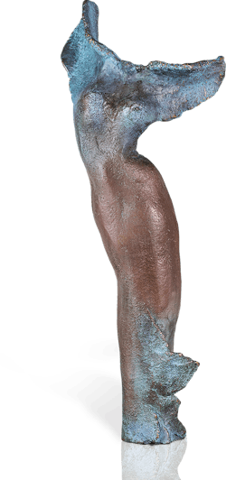 Bronzefigur Nike von Maria-Luise Bodirsky