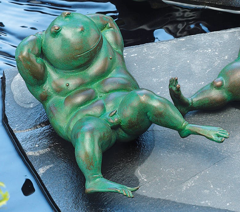 Bronzefigur Frosch "Träumer Rudi" von Atelier Strassacker