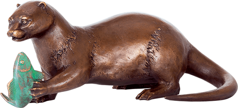 Bronzefigur Fischotter mit Fisch von Atelier Strassacker