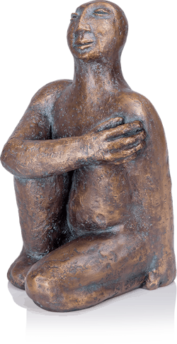 Bronzefigur Sitzende I von Christine Raschke