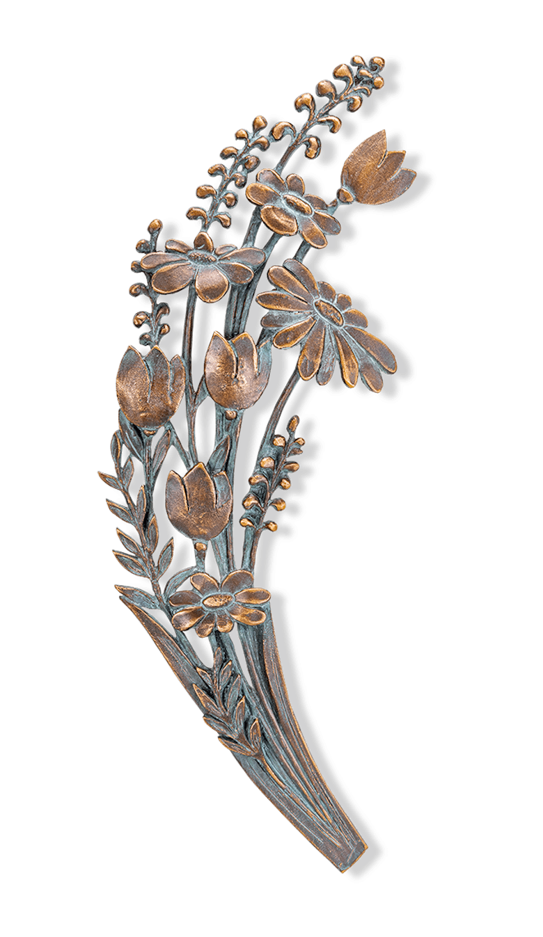 Bronzefigur «Blumenband» aus dem Atelier Strassacker