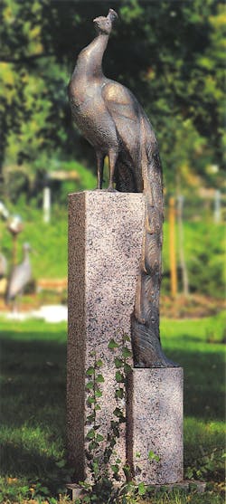 Bronzefigur »Pfau« von Hans Huschka