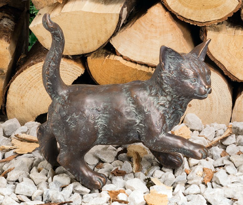 Bronzefigur Kätzchen stehend von Atelier Strassacker