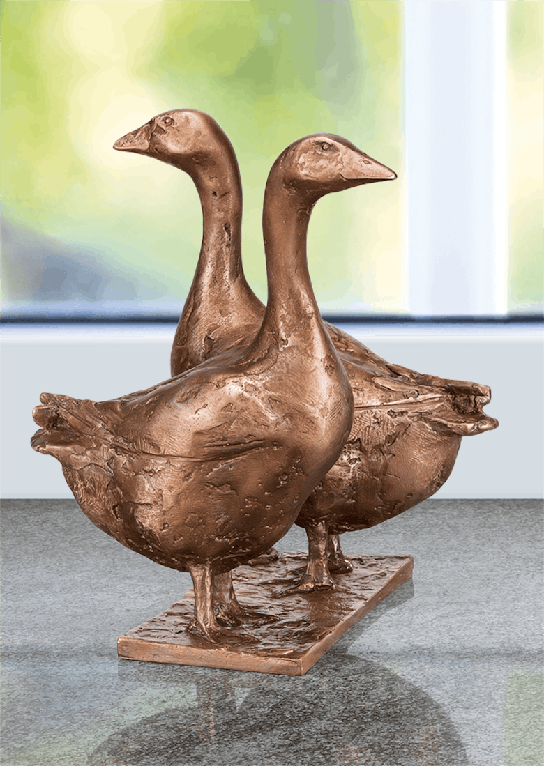 Bronzefigur Gänsepaar von Hans Nübold